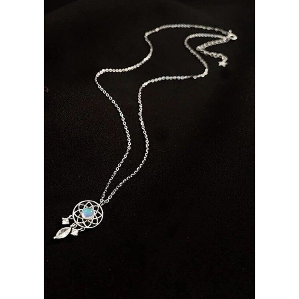 Dream Catcher Necklace, new